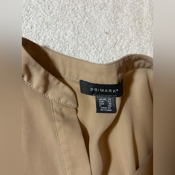 Primark Tan Blouse Relaxed Fit Minimalist Design - Picture 2 of 4